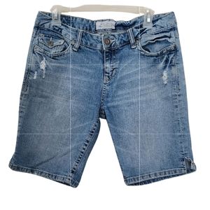 Aeropostale Women's Waist 32" Blue Denim Shorts with Flap Pockets‎